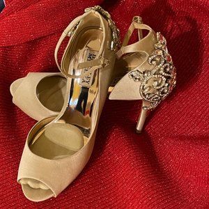 Badgley Mischka Bridal Wedding Crystal Heels Peep Toe Size 7.5